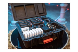 Bộ đèn quay phim Aputure MC Pro (8 đèn)